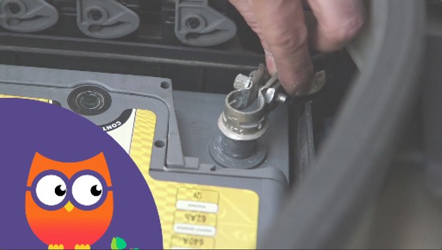 Comment changer une batterie (Ooreka.fr)