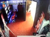 Roma - Rapinano la sala slot del centro commerciale, arrestati dai Carabinieri (02.04.14)