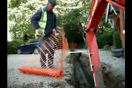 Kubota KX61 Mini Ekskavatör Kanal Kazısı Yapıyor