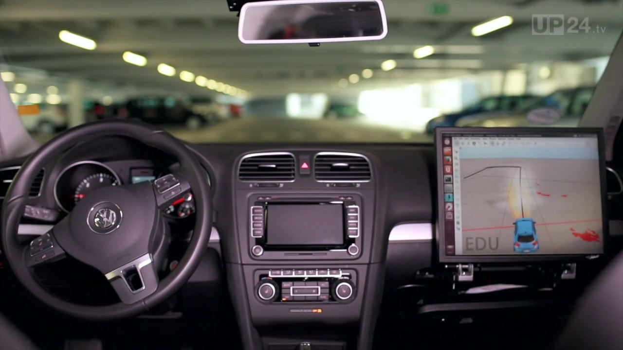 Parken und Laden von Elektroautos ohne Fahrer