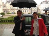 Royal: la ministre de l'Ecologie arrive en voiture électrique à Poitiers - 03/04