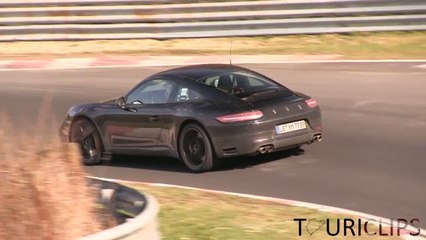 Est-ce le son du 4 cylindres Porsche sur cette 911 ?