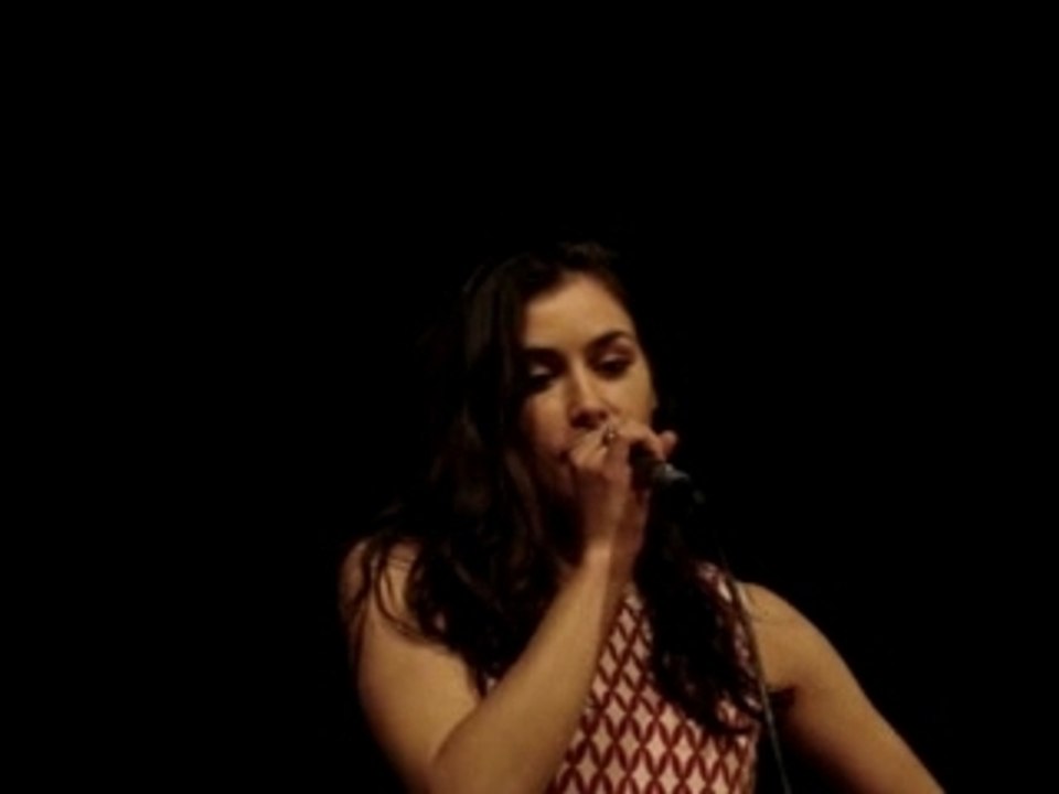 OLIVIA RUIZ MAYENNE 2006