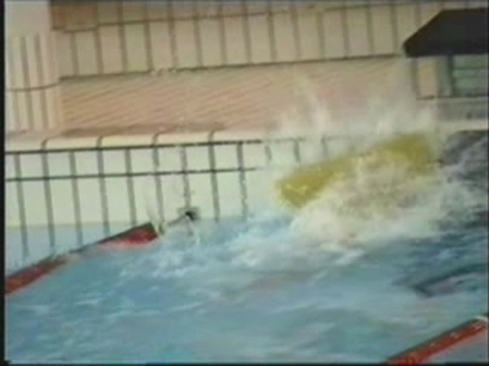 Flip turn with monofins