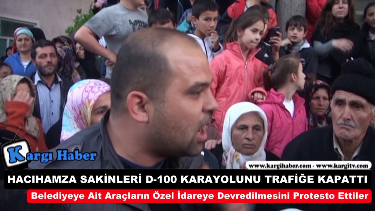 HACIHAMZA SAKİNLERİ D-100 KARAYOLUNU TRAFİĞE KAPATTI