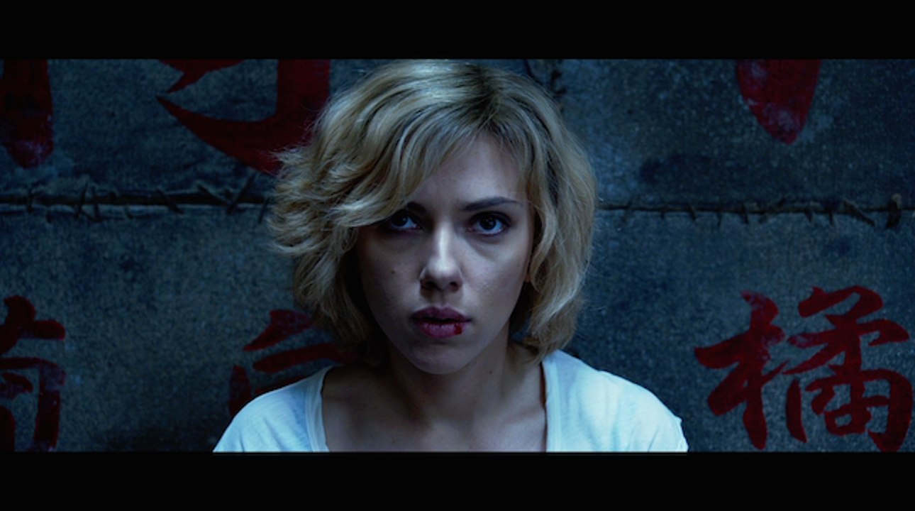 Scarlett Johansson & Morgan Freeman star in "Lucy" (Trailer #2)