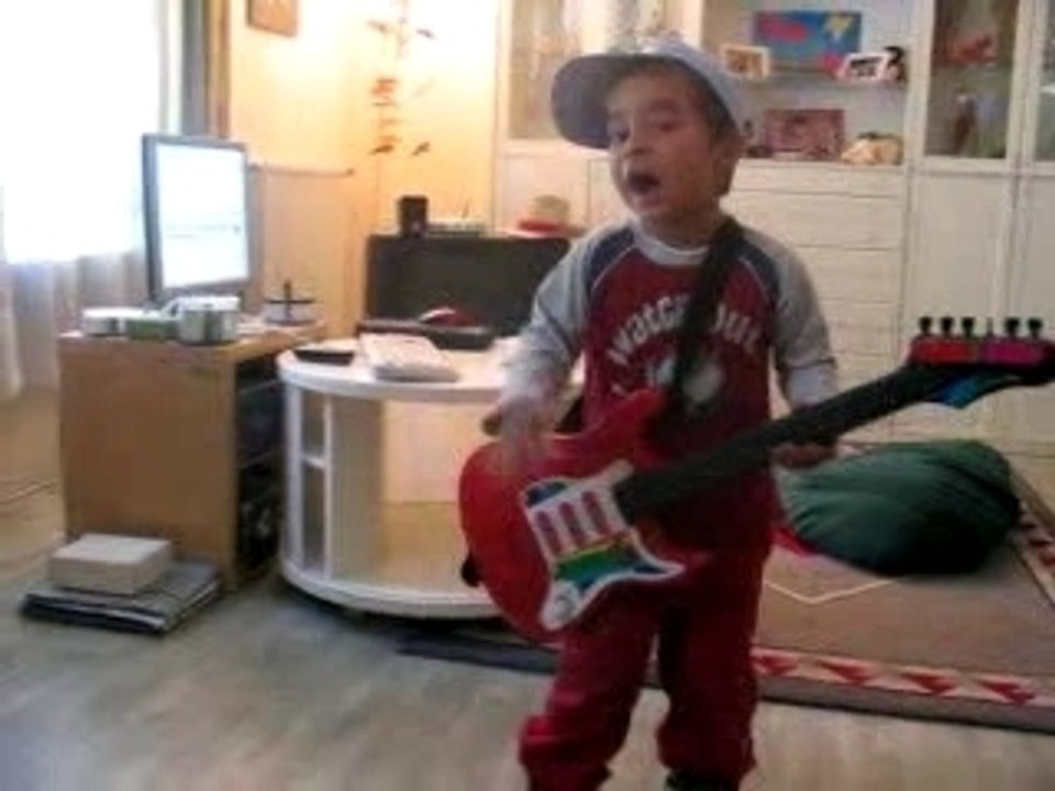 Axel Impro a la Guitare