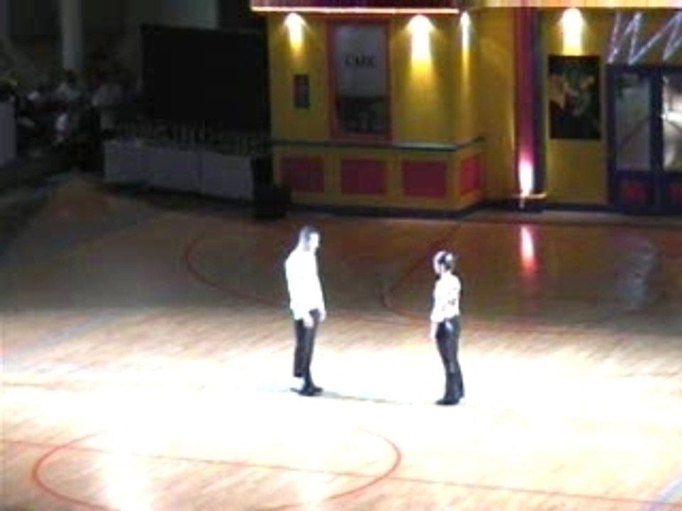 Rock acro (Carlos & Sandy 2004)