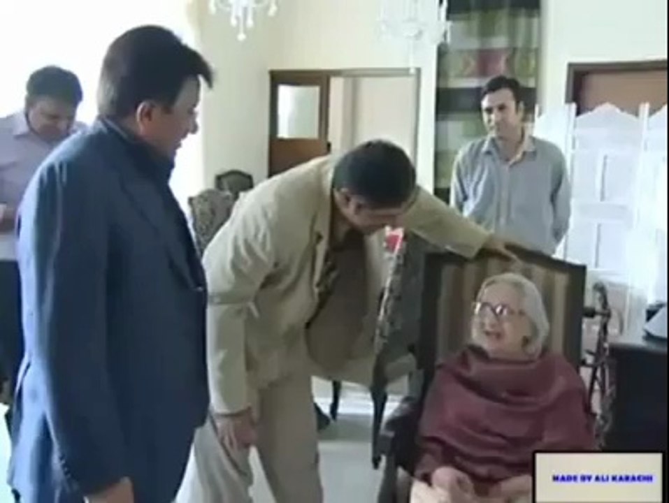 Musharraf and his mother with Rana Mubashir