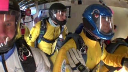 Skydiver dies during world record attempt in Arizona