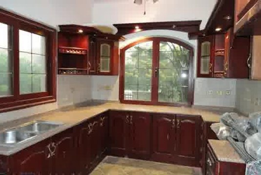 Unfurnished Villa with Garden Swimming Pool for Rent in Mirage City