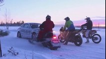 Motorbike vs car ice drift Karda yapılan müthiş gösteri