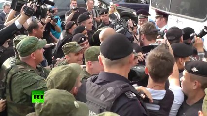 Video: Thousands protest Navalny verdict in Moscow, dozens detained
