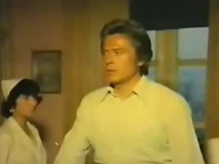 Cüneyt arkının duvardan yediği ilginç dayak