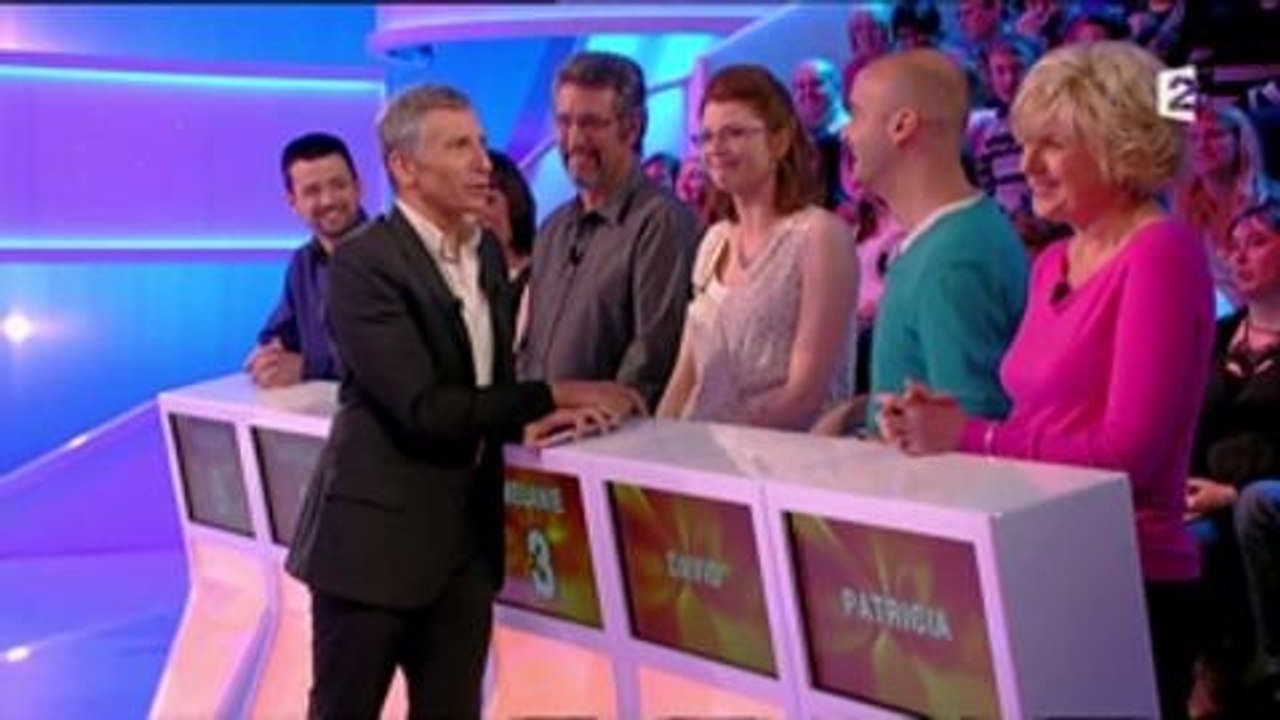 Nagui avoue aimer... les menottes dans "Tout le monde veut prendre sa place"