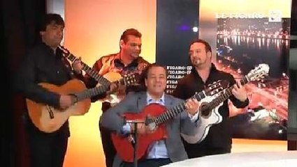 Chico & the Gypsies chantent leurs tubes au Figaro