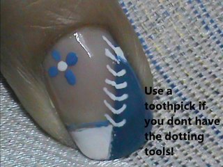 Blue Flower Blossoms - easy nail art