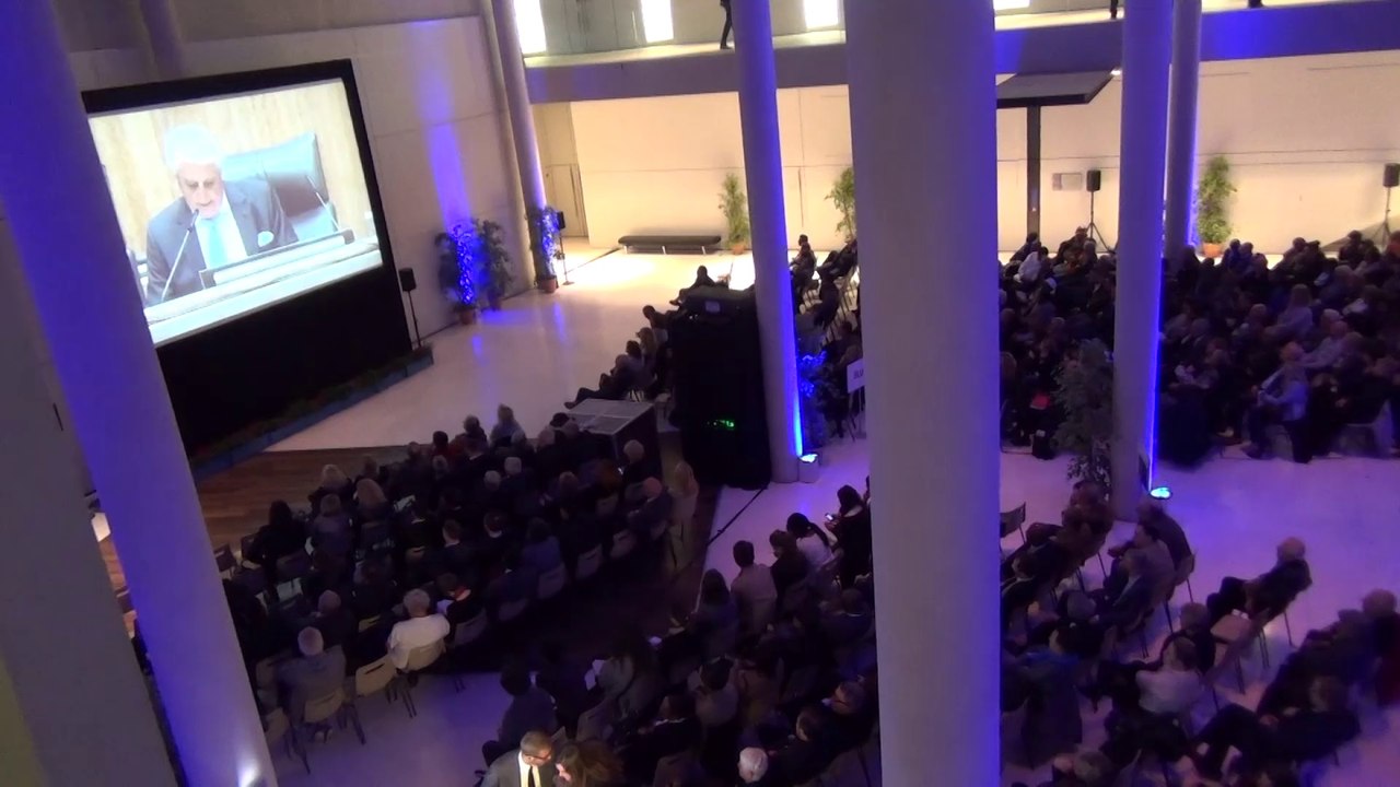 Réélection de Jean-Claude Gaudin et anti communisme primaire du FN lors du premier conseil municipal 2014 marseillais