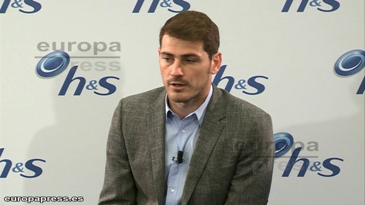 Casillas dará un "tirón de oreja" a Busquets