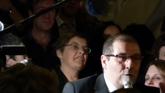 Mairie 14 2ème tour éléctions municipales 2014 : arrivée de Carine Petit