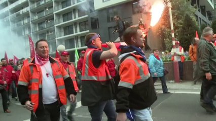 Milhares protestam em Bruxelas