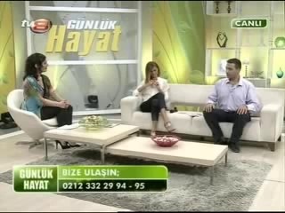 tuğba özay tv8 e konuk oldu