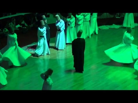 Rûy-i siyâhım ile dergâhe... Elif Ömürlü Uyar