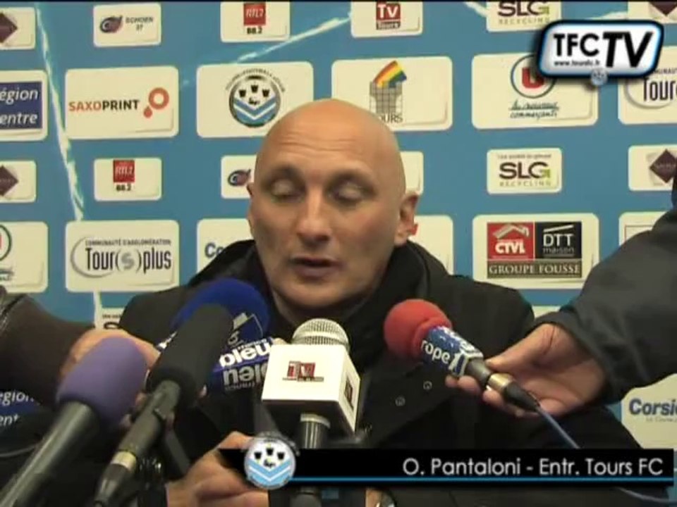 Tours FC - Auxerre "De l'abattement dans le vestiaire, mais rien n'est fini" (O. Pantaloni)