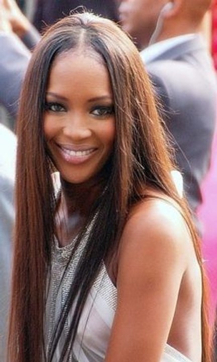 Naomi Campbell to Start Clothing Line