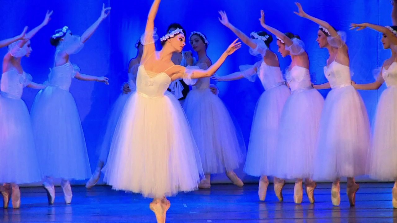 Argentina impulsa ballet popular
