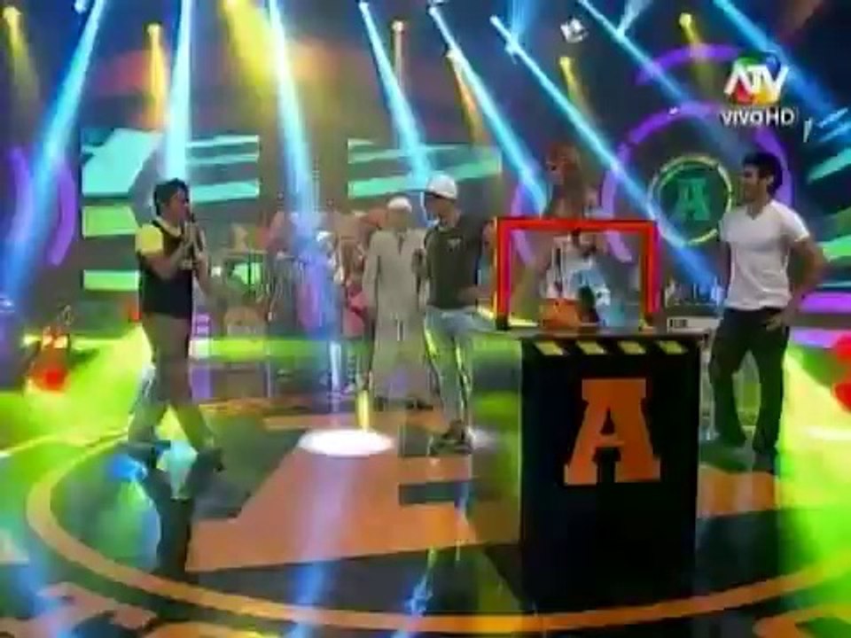 Nikko Ponce en el programa  " A Todo o Nada"  Viernes 04/04/14