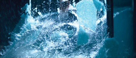 Divergent - Clip - Drowning