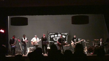 La tête à l'envers compo de notre guitariste solo Laurent