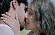 Ek Villain | Shraddha Kapoor Kissing Sidharth Malhotra