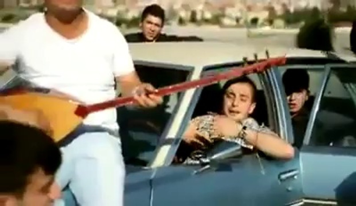 Hayatı Tesbih Yapmışım Sallıyormuşum SesliAngara
