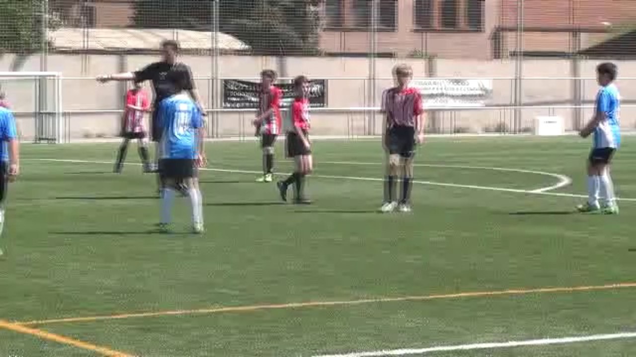 ECF PERFORMANCE ALEVIN “B“ vs  POBLE NOU ,AT. "A"