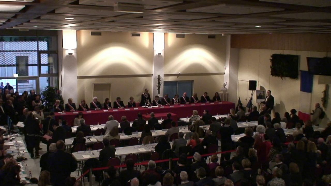 Béziers Municipale 2014 investiture du nouveau maire Robert Ménard