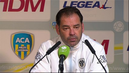 Conférence de presse AC Arles Avignon - Angers SCO (3-0) : Franck  DUMAS (ACA) - Stéphane MOULIN (SCO) - 2013/2014
