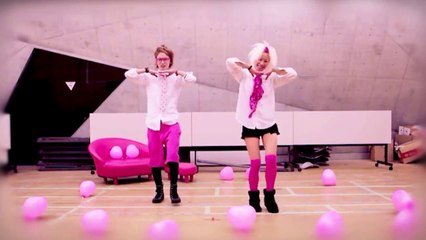 PONPONPON - By JubyPhonic ( English Ver. ) feat Miume and Melochin dance