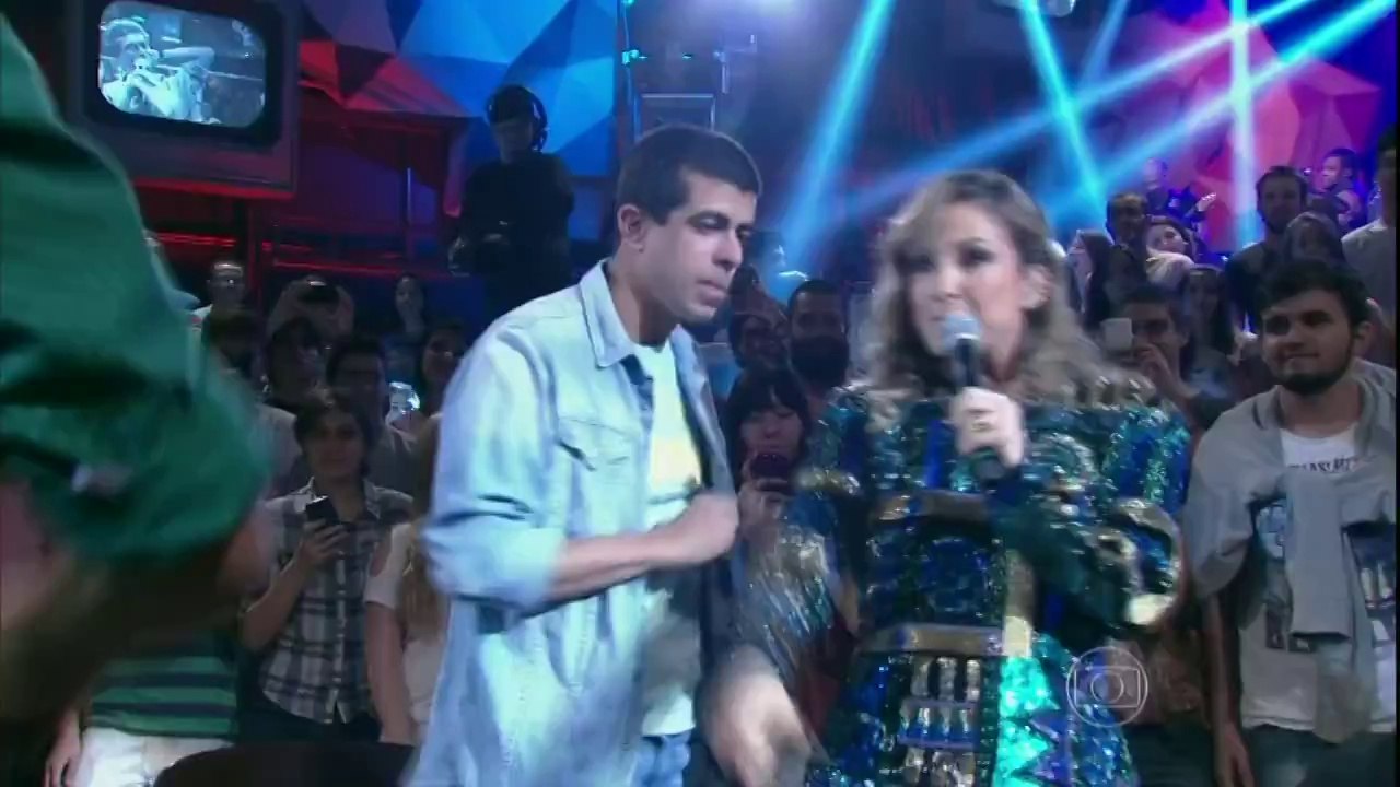 Largadinho - Claudia Leitte [www.mundoleitte.com] #AH