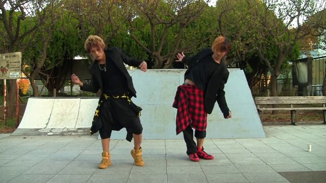 WAVE - By Macaron ( Italian Ver. ) feat Yuma and Tako dance