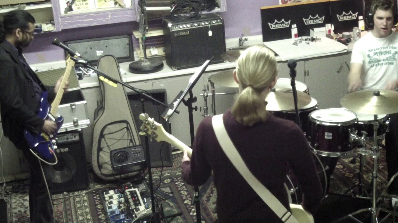 new eleven four riff