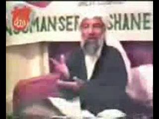 GOHAR SHAHI Messenger Of Love Addressing in UK 3 Of 5