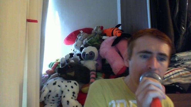 Wiwi égratigne les nuits de musique de Sheila