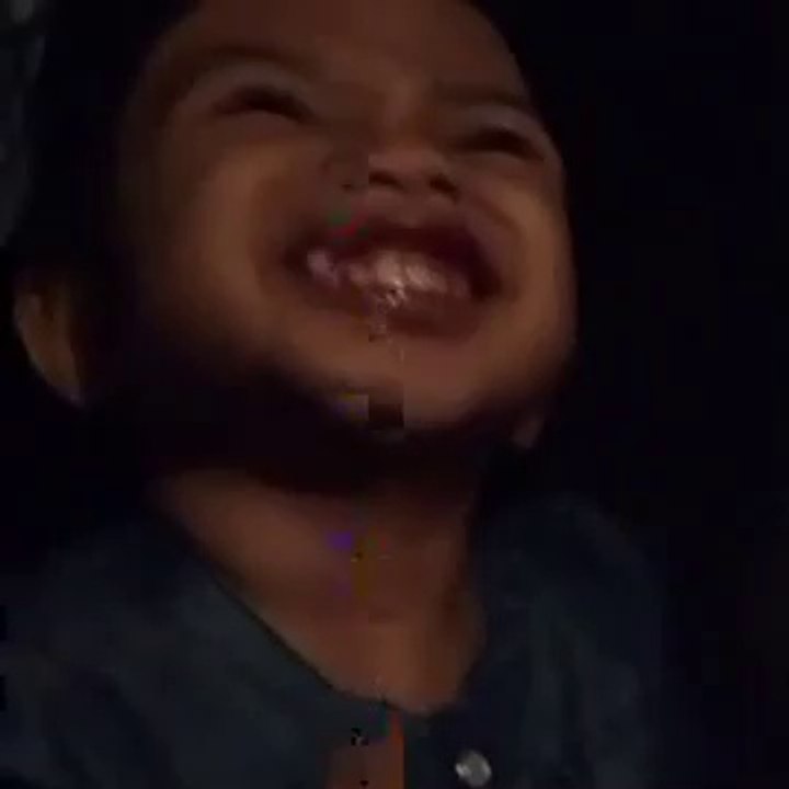 Raja Relaira Yulianti face expression :))