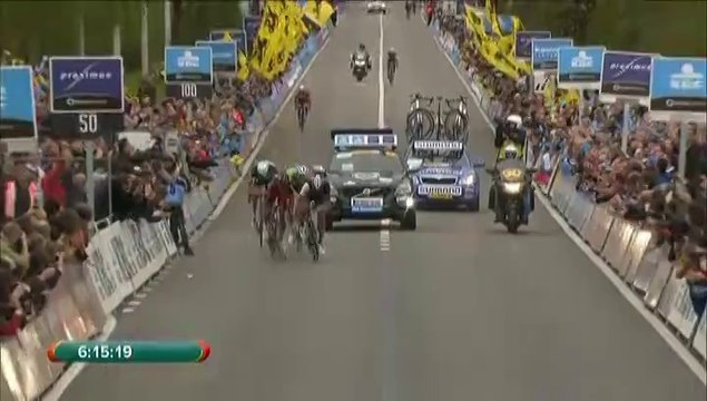 Cyclisme : Fabian Cancellara remporte pour la troisième fois le Tour des Flandres