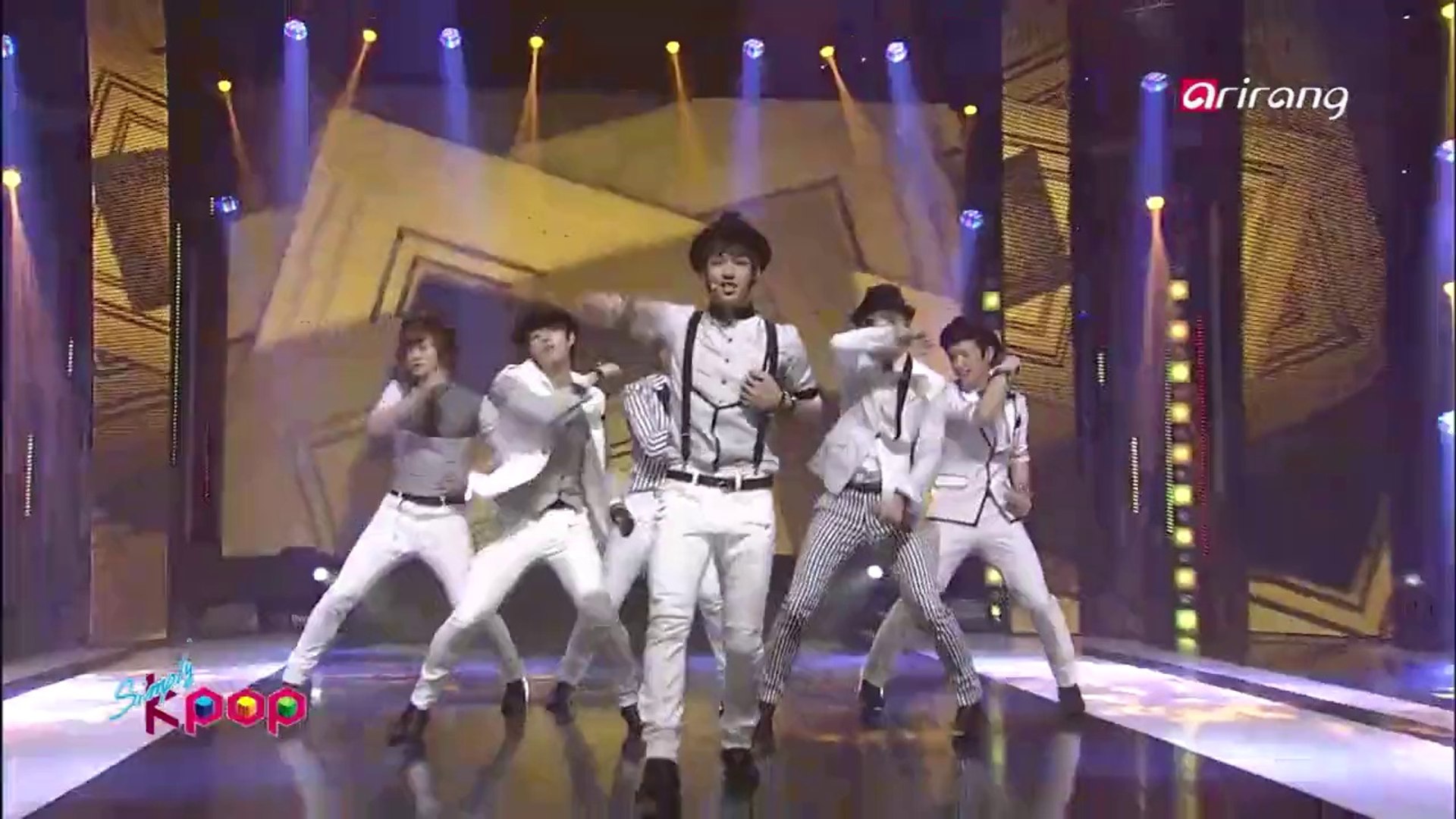 ⁣Simply K-Pop Ep066C05 C-Clown - Shaking Heart ENG