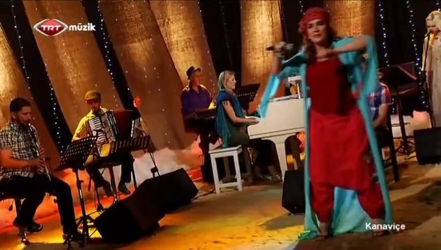 05 mircan kaya bahar gelende 01.04.2014 kanaviçe