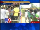 TDP and YSRCP activists clash at West Godavari polling station