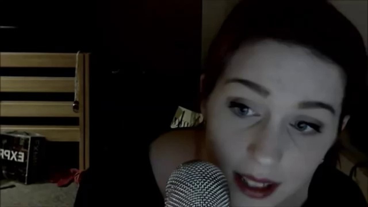 ASMR_3-D_Sound_Crinkly_whispery_soft_mic_test_for_you